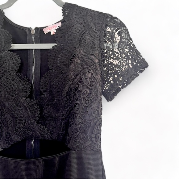 Luxxel Small Black Cut Out Lace Dress - Picture 6 of 13